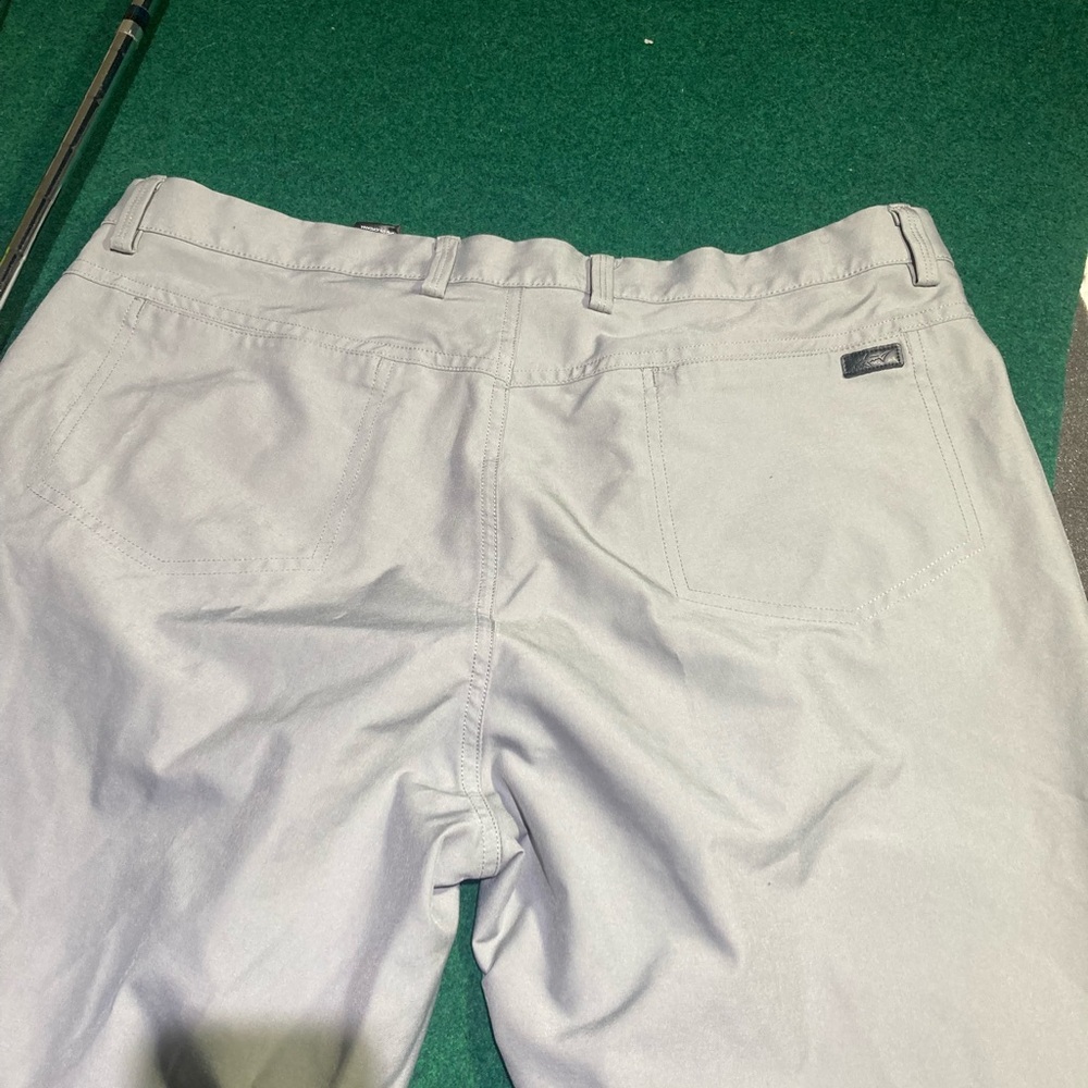 Greg Norman pants 38x30 gray - Picture 4 of 8